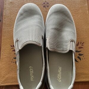 THESE ARE STILL AVAILABLE!! OluKai Men's Mesh Slip-On Shoes - Light Gray